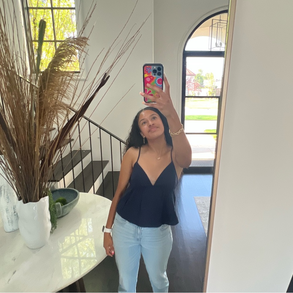 Meet your Posher, Noelle